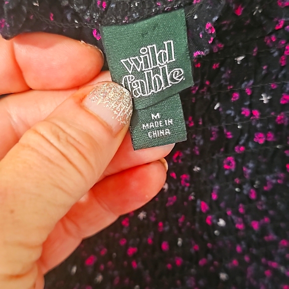 Wild Fable Black Floral fitted Short Top - Picture 4 of 6